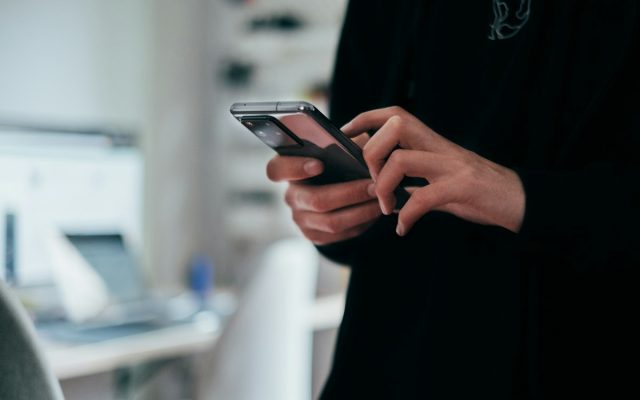 Kemkomdigi Ungkap Lonjakan Spam Judi Online di Kolom Komentar Media Sosial
